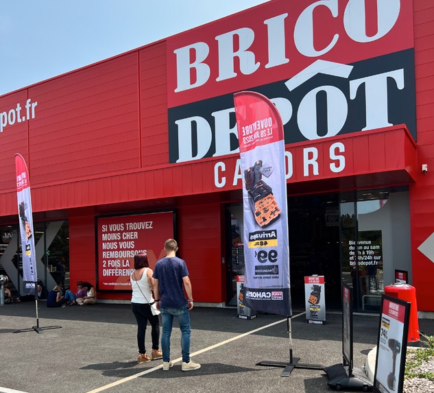 Brico Dépôt à Cahors, son nouveau concept... explosif ! Zepros